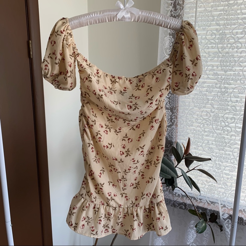 NWT Floral Off Shoulder Dress